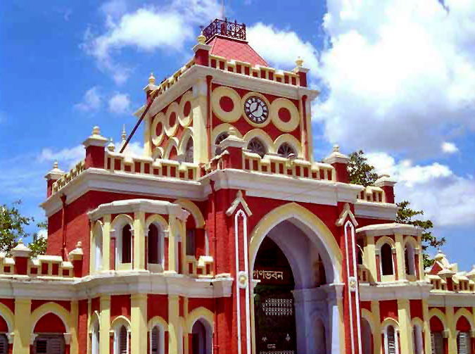 ঐতিহ্যে ভরা দিঘাপাতিয়া রাজপ্রাসাদ